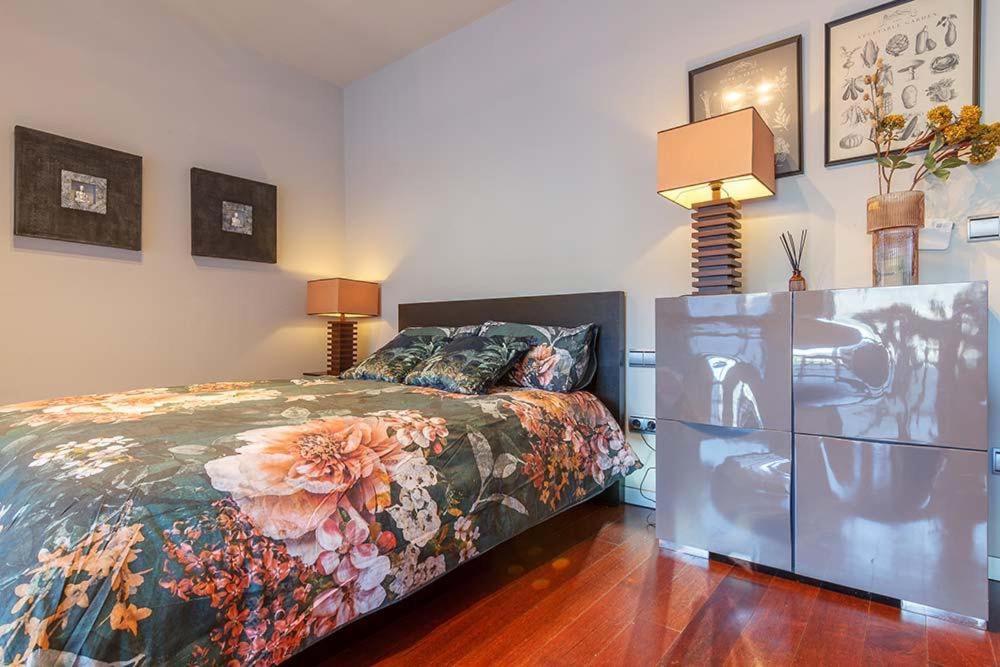Apartamento DUPLEX ISOZAKI-GUGGENHEIM Bilbao Esterno foto
