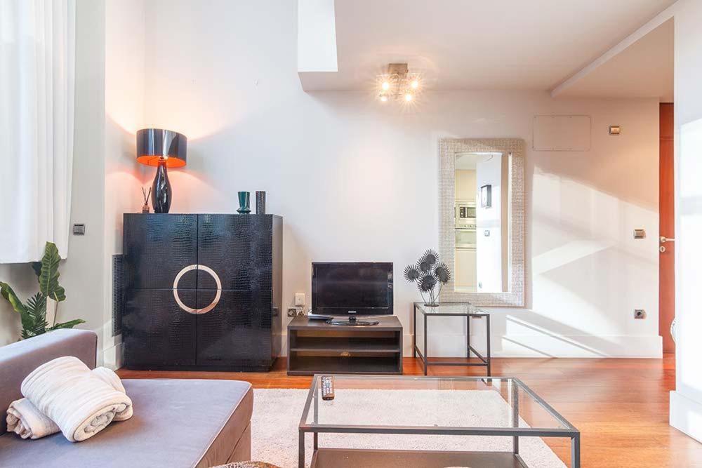 Apartamento DUPLEX ISOZAKI-GUGGENHEIM Bilbao Esterno foto